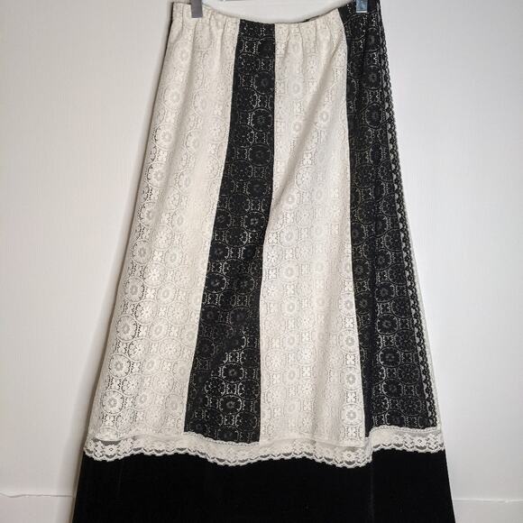Tumbleweeds 70's VTG Maxi Skirt White Black Lace Black Velvet Hem Boho Western - Picture 4 of 11